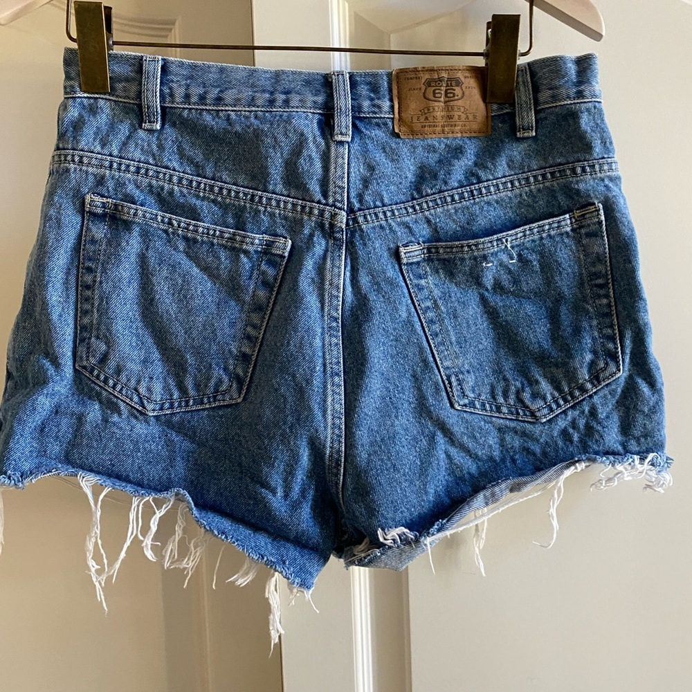 Vintage 90's Route 66 Distressed Frayed Highwaisted  Denim Jean Shorts 32 - Picture 8 of 13